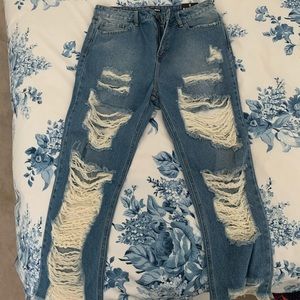 Fashion Nova Boyfriend Jeans (size 9)